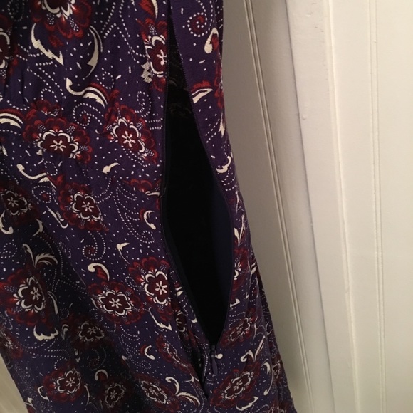 Vintagey Look Dress - Picture 5 of 8